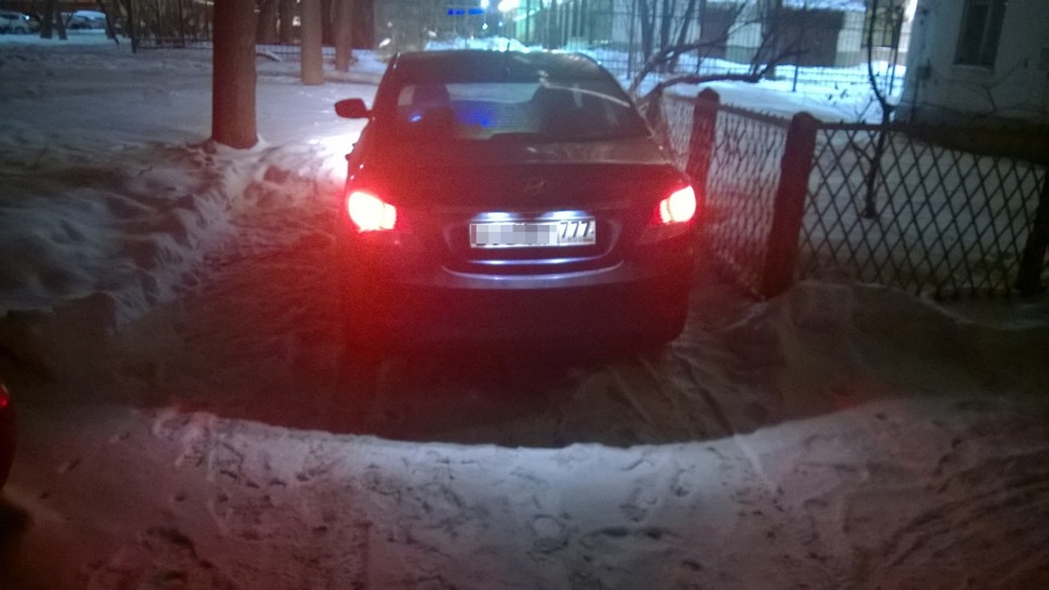 Philips BlueVision Ultra и хреновая цветопередача камеры мобильного телефона :) — Hyundai Solaris (1G)