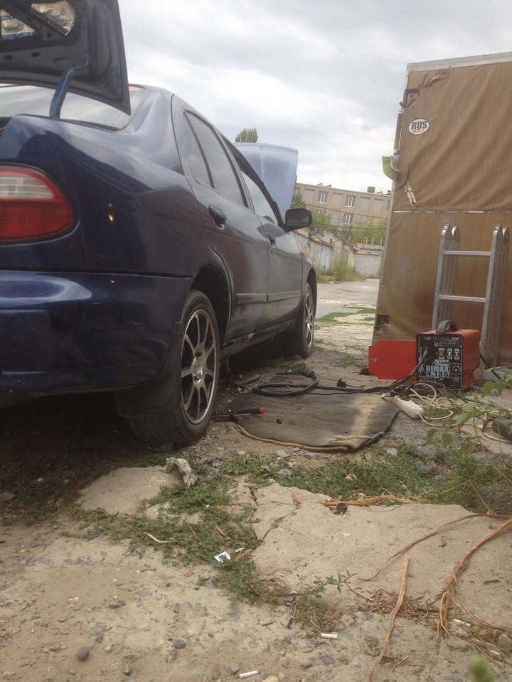 Фото в бортжурнале Nissan Almera I (N15)