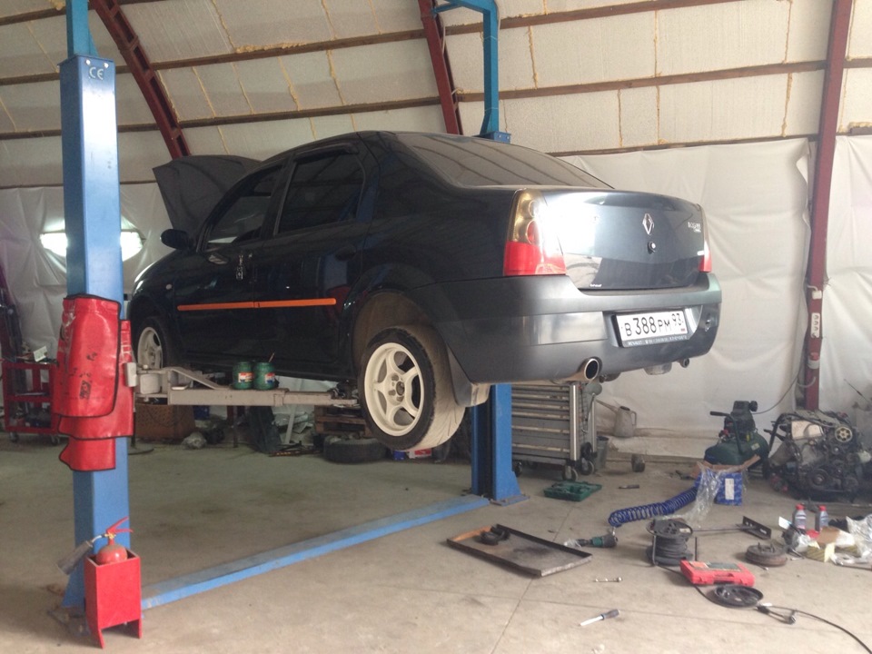 Фото в бортжурнале Renault Logan (1G)