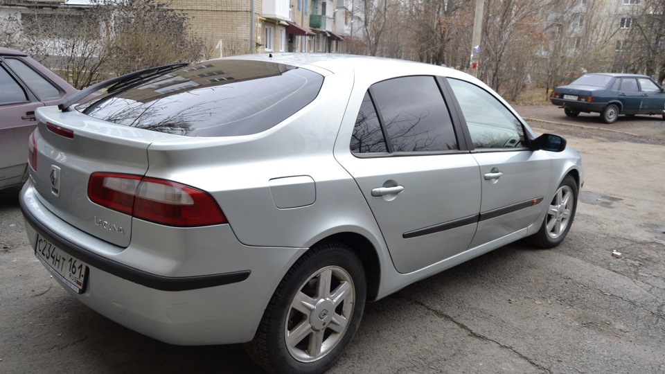 Renault Laguna 1.8 мкпп