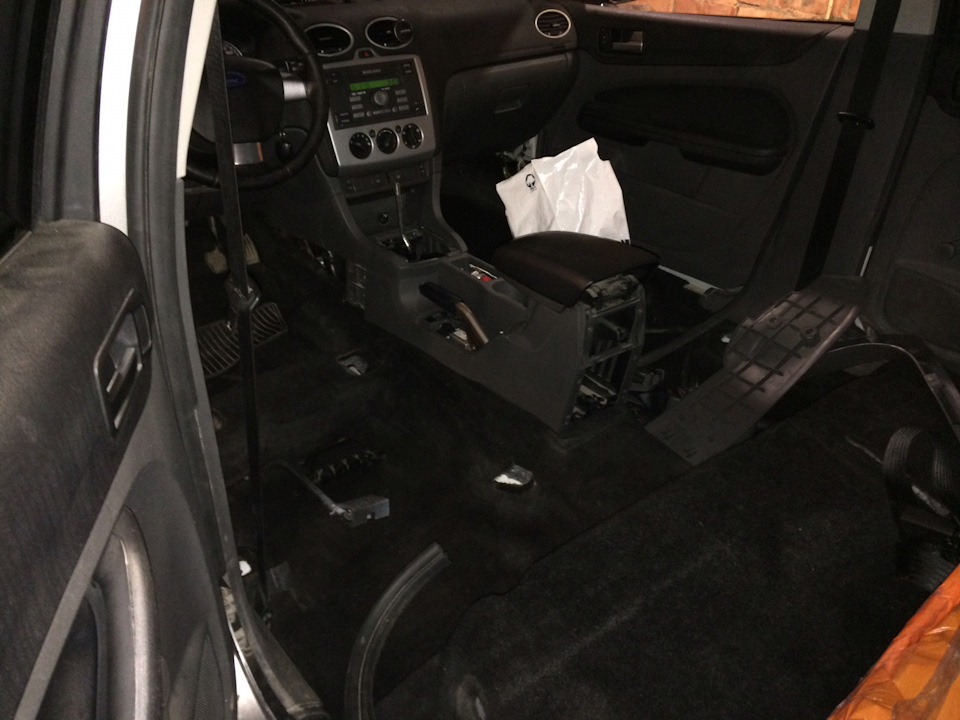Фото в бортжурнале Ford Focus Sedan II