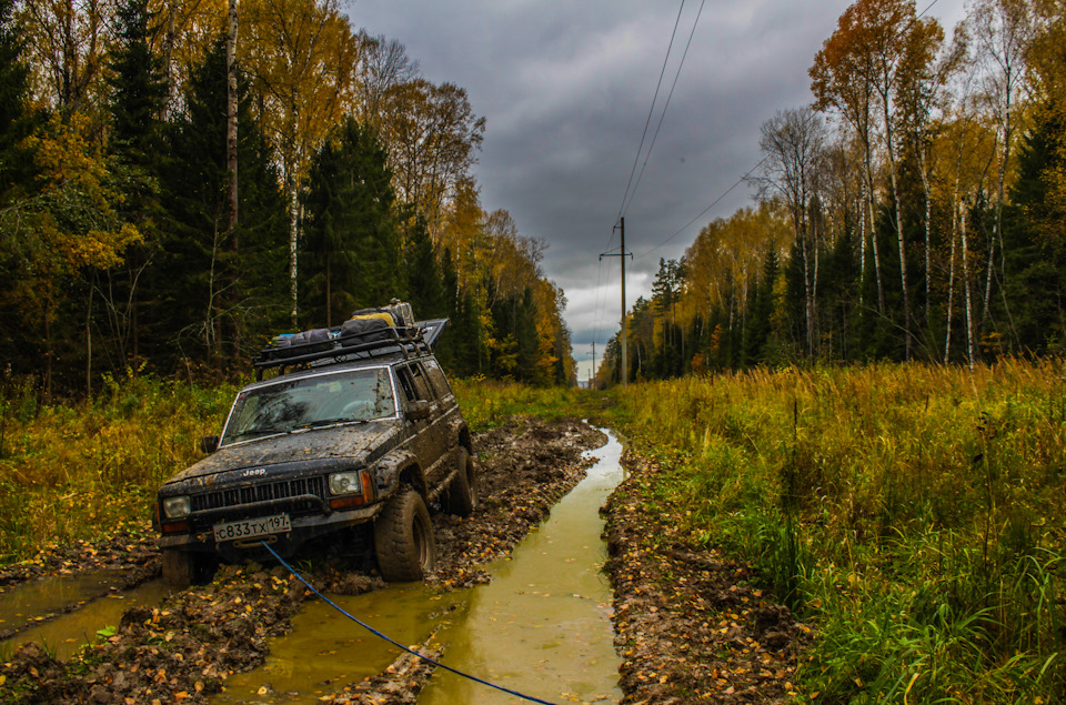 Фото в бортжурнале Jeep Cherokee (XJ). Запчасти на фото: C8331