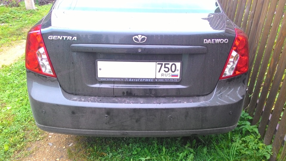 Погода была шлак! Машинку не мыл принципиально, ибо бесполезно… — Daewoo Gentra. Запчасти на фото: 7377272