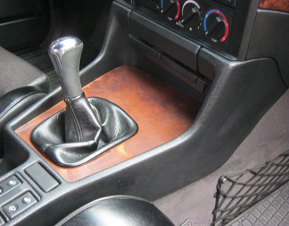 Фото в бортжурнале BMW 5 series (E34)