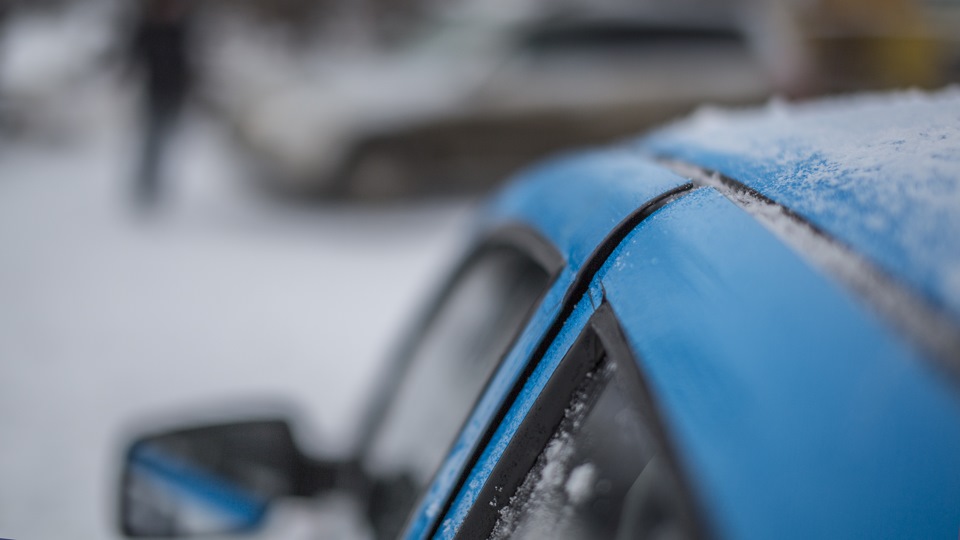 Поэтому плотно она уже не закрывается. — Lada Калина Хэтчбек (2G)