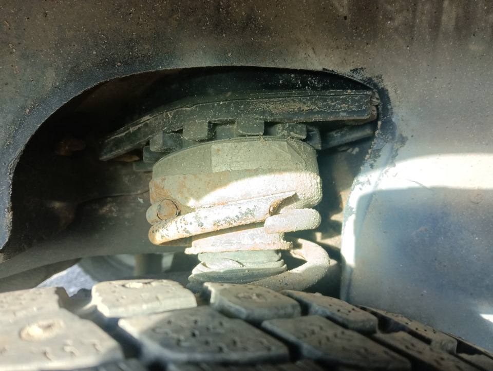 Фото в бортжурнале Nissan Almera II (N16)