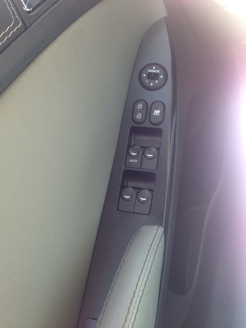 Фото в бортжурнале Hyundai Solaris (1G)