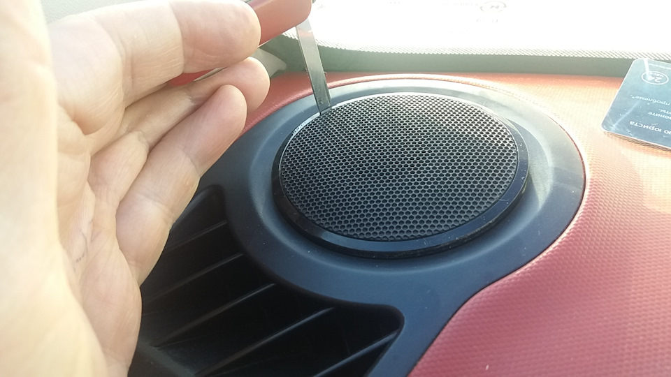 Поддеваем сеточку — KIA Soul (1G)