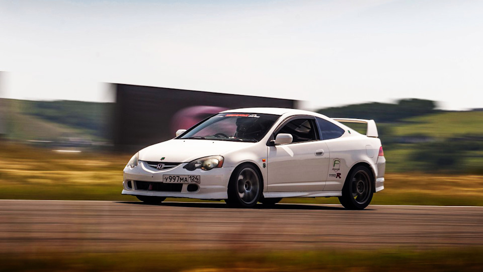 Honda Integra Type R "team P power" #155