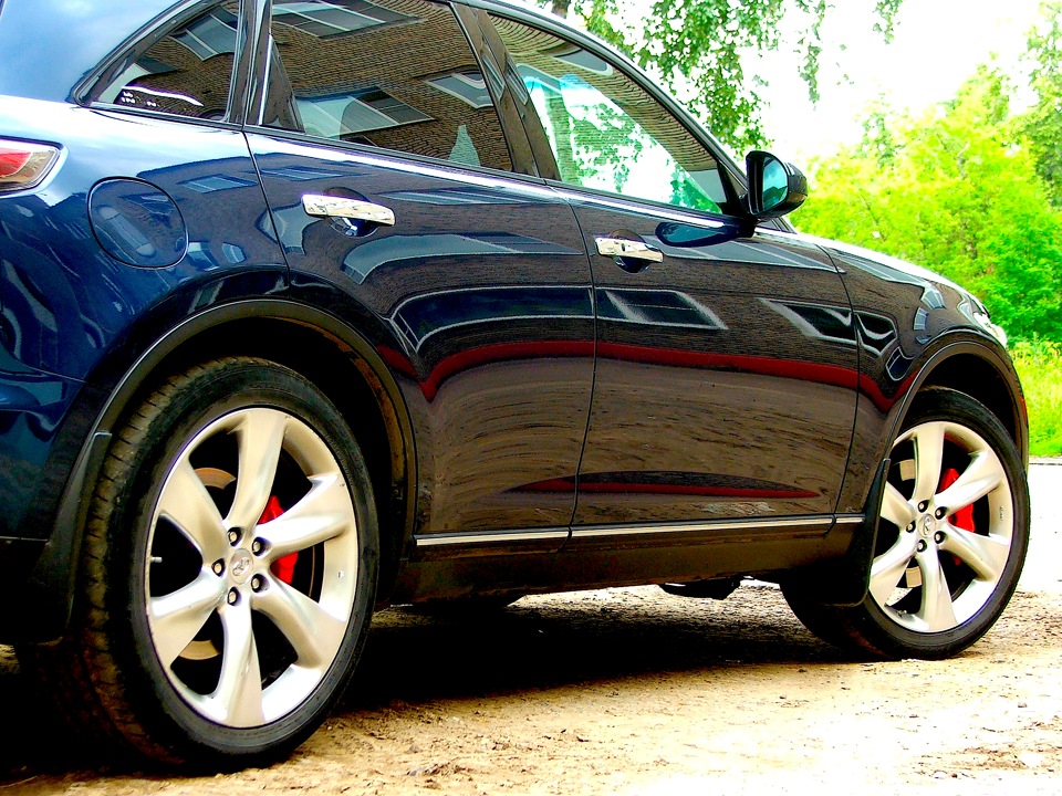 Фото в бортжурнале Infiniti FX (1G)