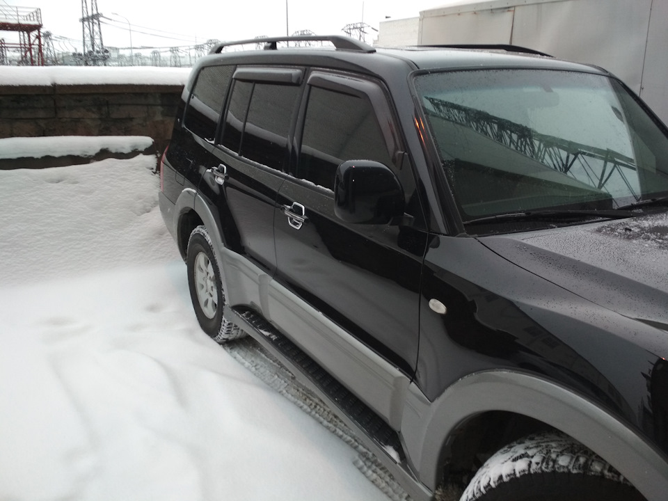 Так повеселей будет. — Mitsubishi Pajero (3G)
