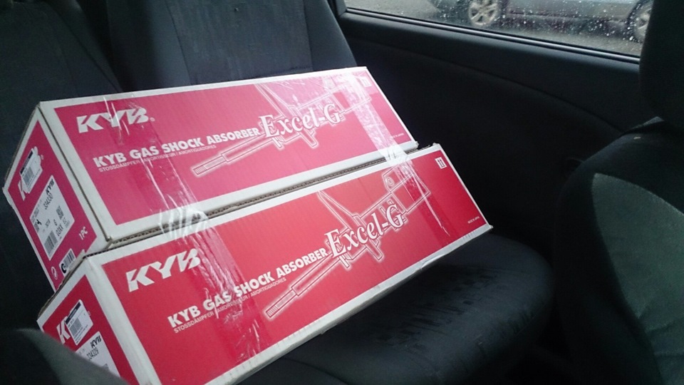 Фото в бортжурнале Toyota Avensis I