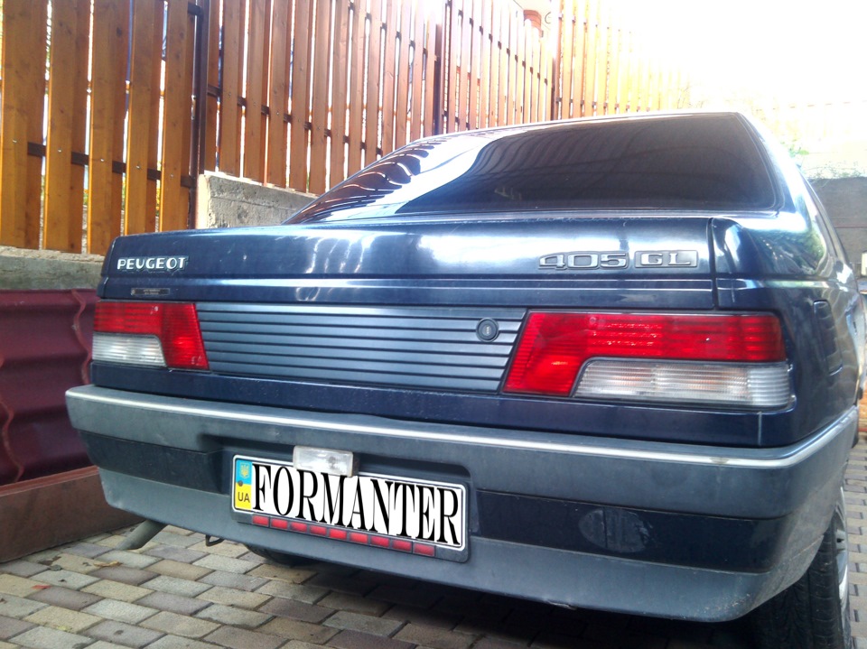 на месте — Peugeot 405