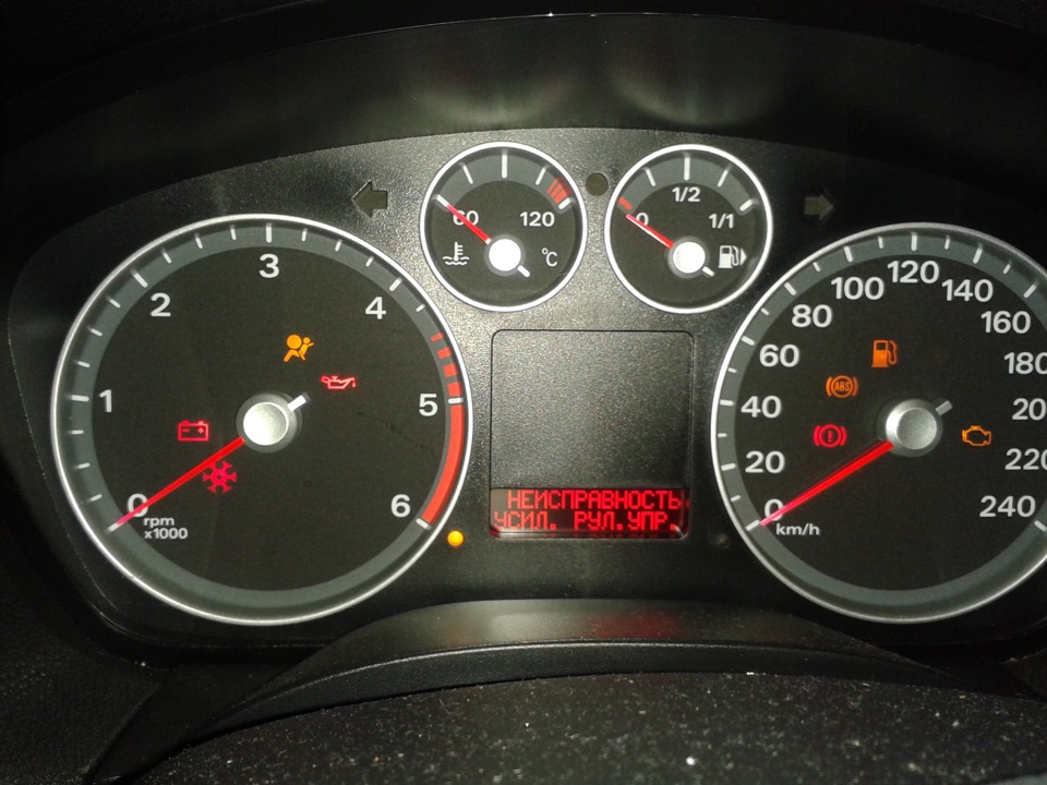 Фото в бортжурнале Ford Focus Hatchback II