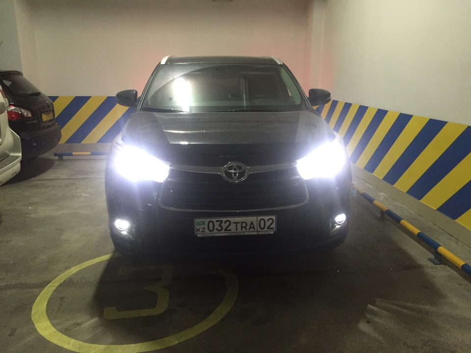 Фото в бортжурнале Toyota Highlander (XU50). Запчасти на фото: K2032
