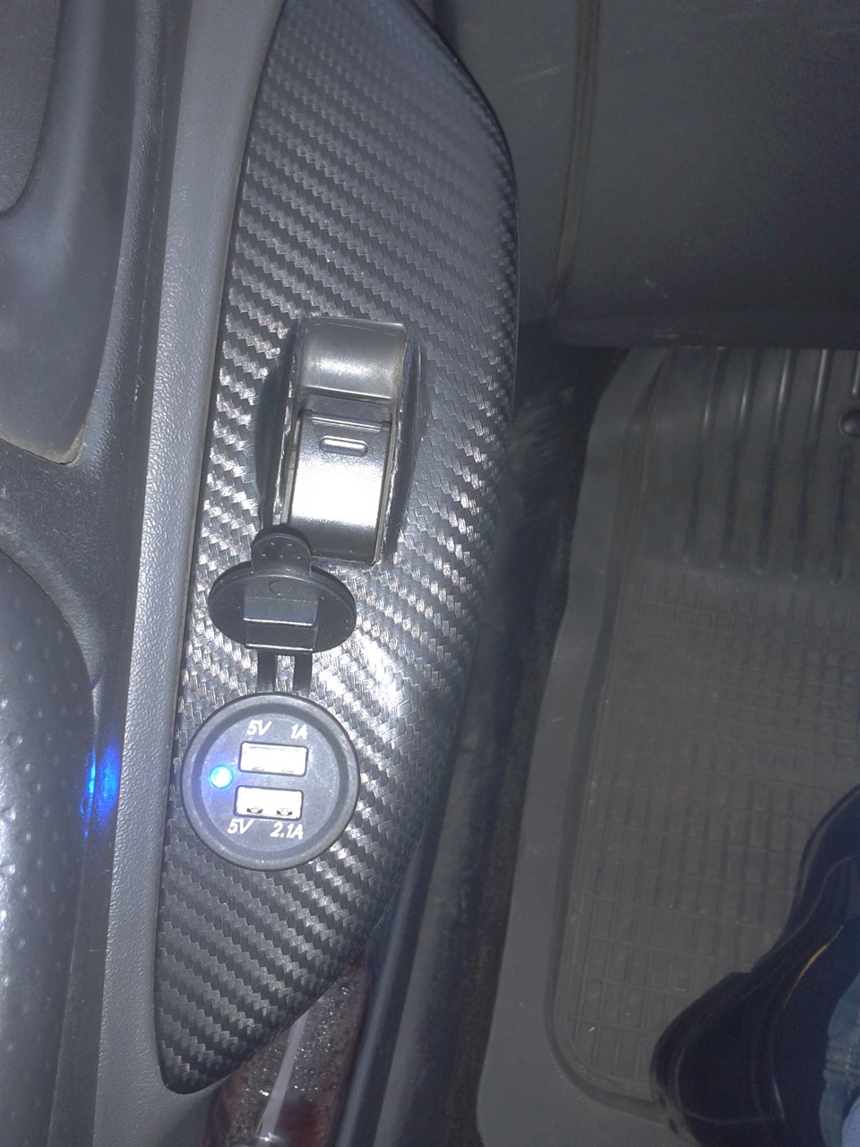 Фото в бортжурнале Toyota Vitz (90)