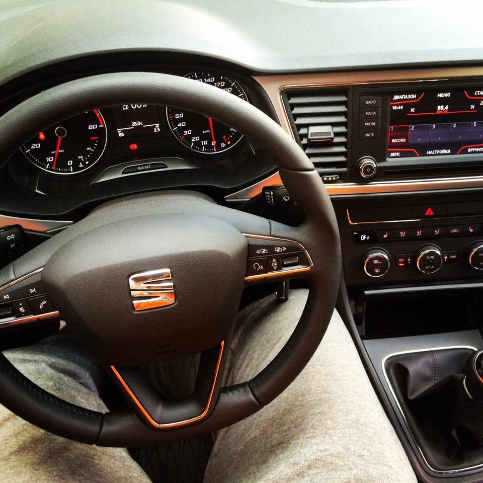 Фото в бортжурнале SEAT Leon (Mk II)