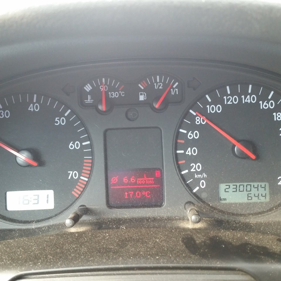 Фото в бортжурнале Volkswagen Passat Variant (B5)