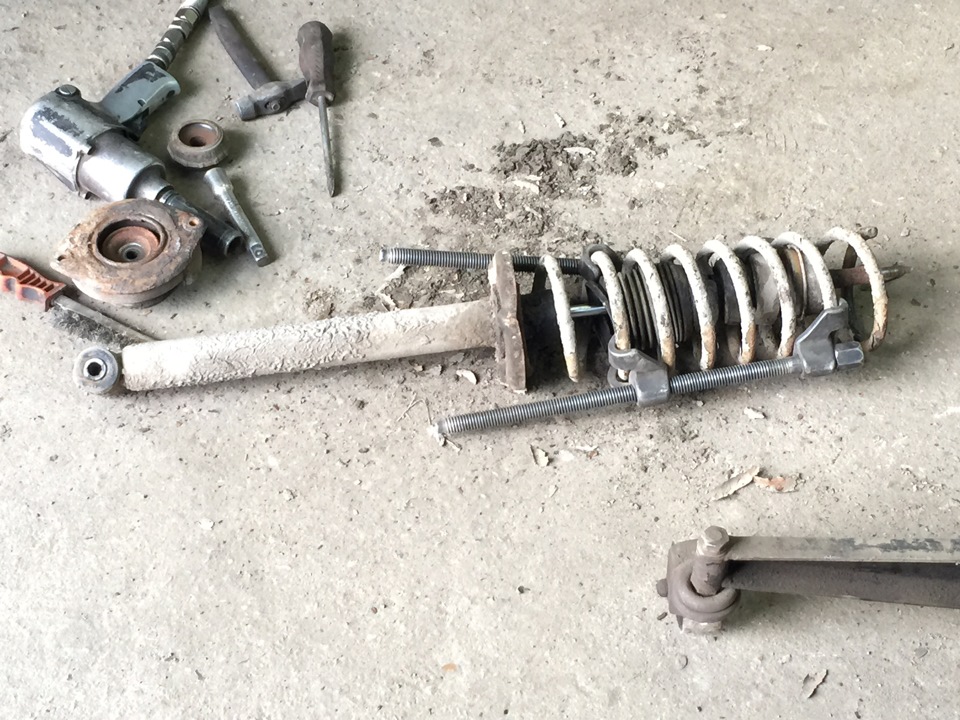 Фото в бортжурнале Volkswagen Passat B3