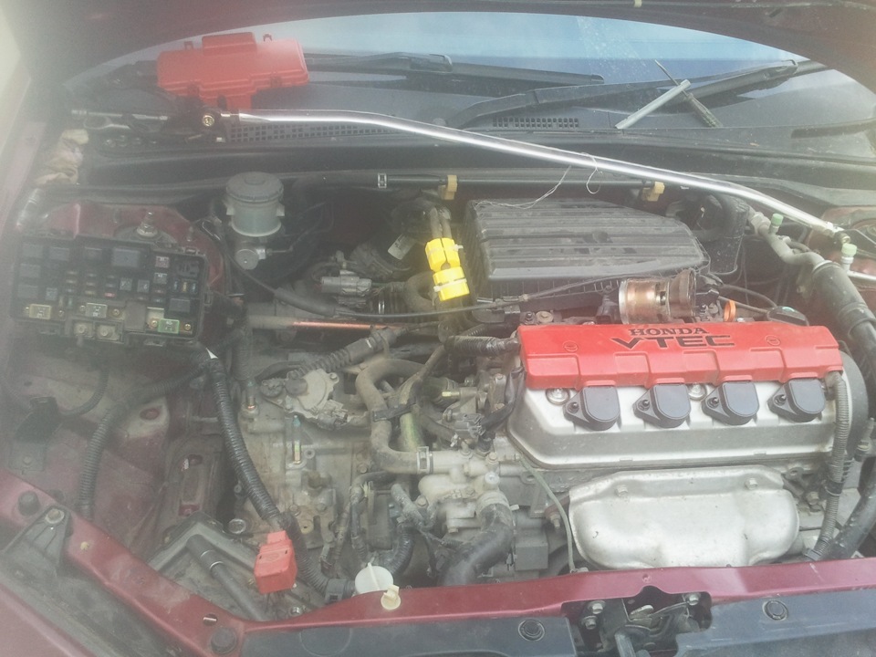 Фото в бортжурнале Honda Civic (7G)