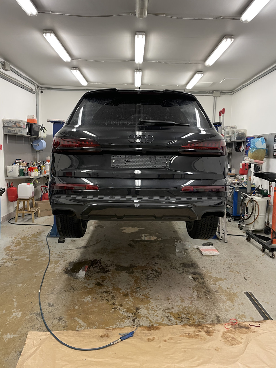 Фото в бортжурнале Audi Q7 (2G)