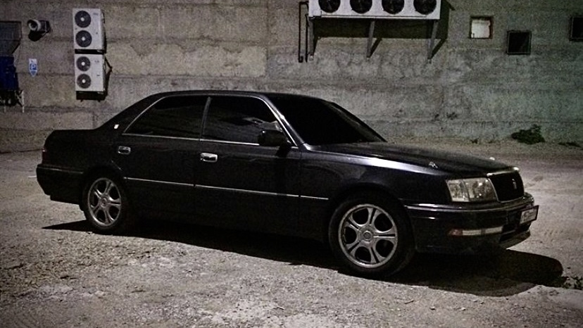 Toyota Crown Royal Extra