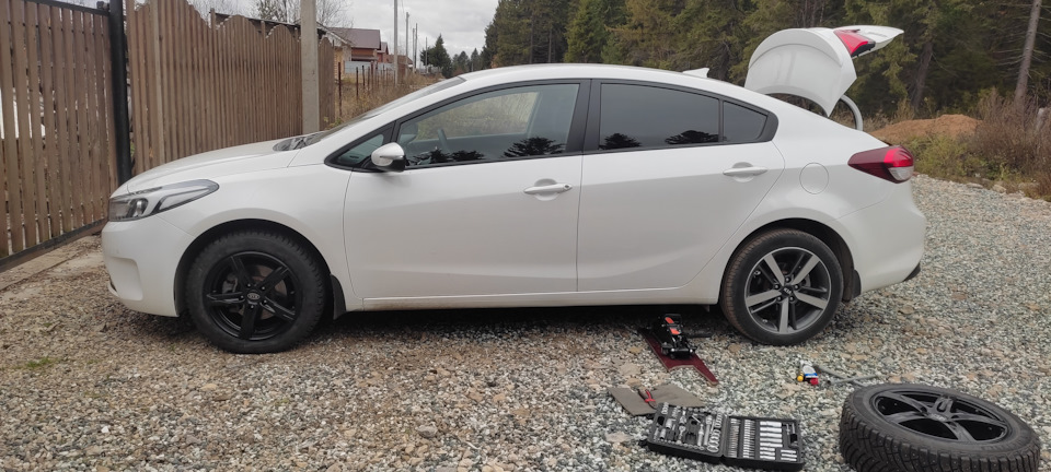 Упс. А диски то потерялись. — KIA Cerato (3G)