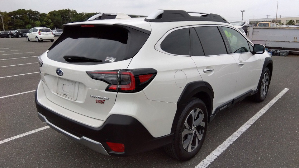 Subaru Outback Перламутровая японка