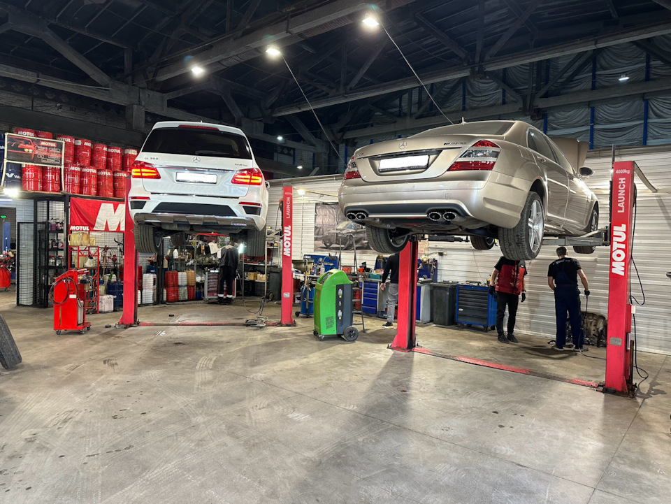 Фото в бортжурнале Mercedes-Benz GL-Class (X166)