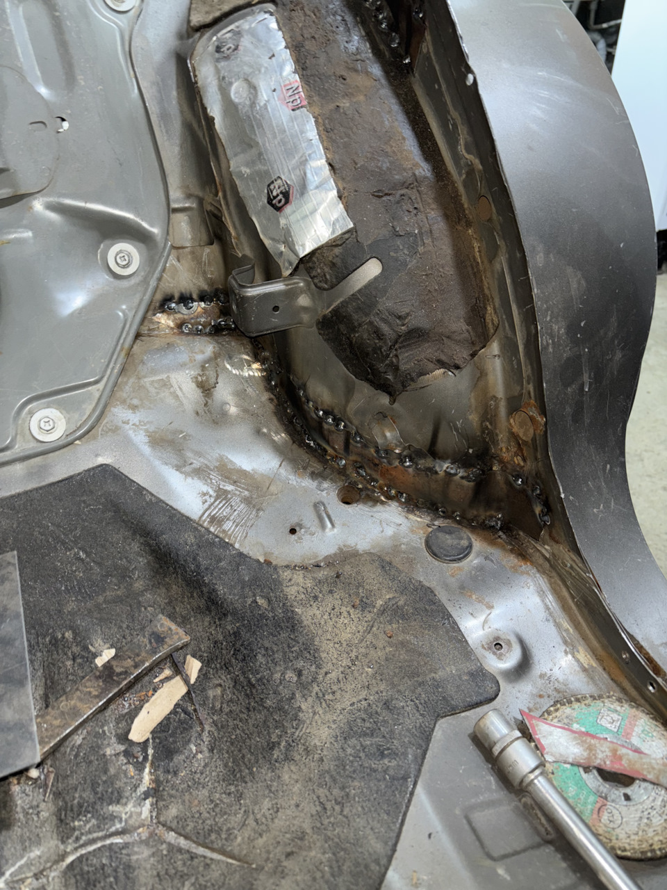 Фото в бортжурнале Nissan Sunny (B14)