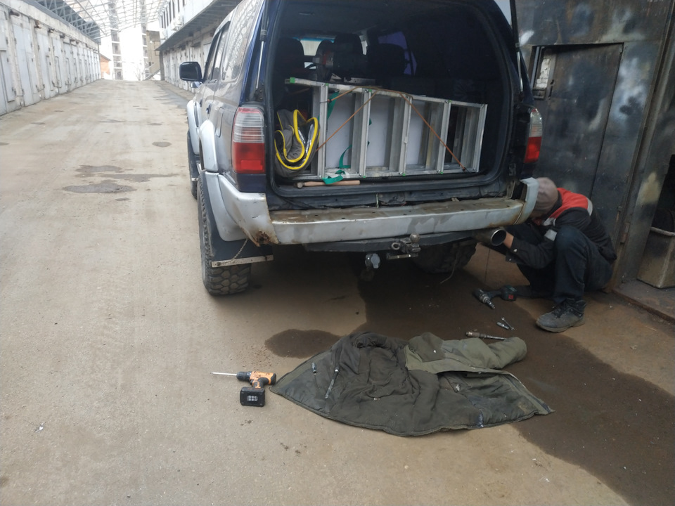 Фото в бортжурнале Toyota Hilux Surf (3G)