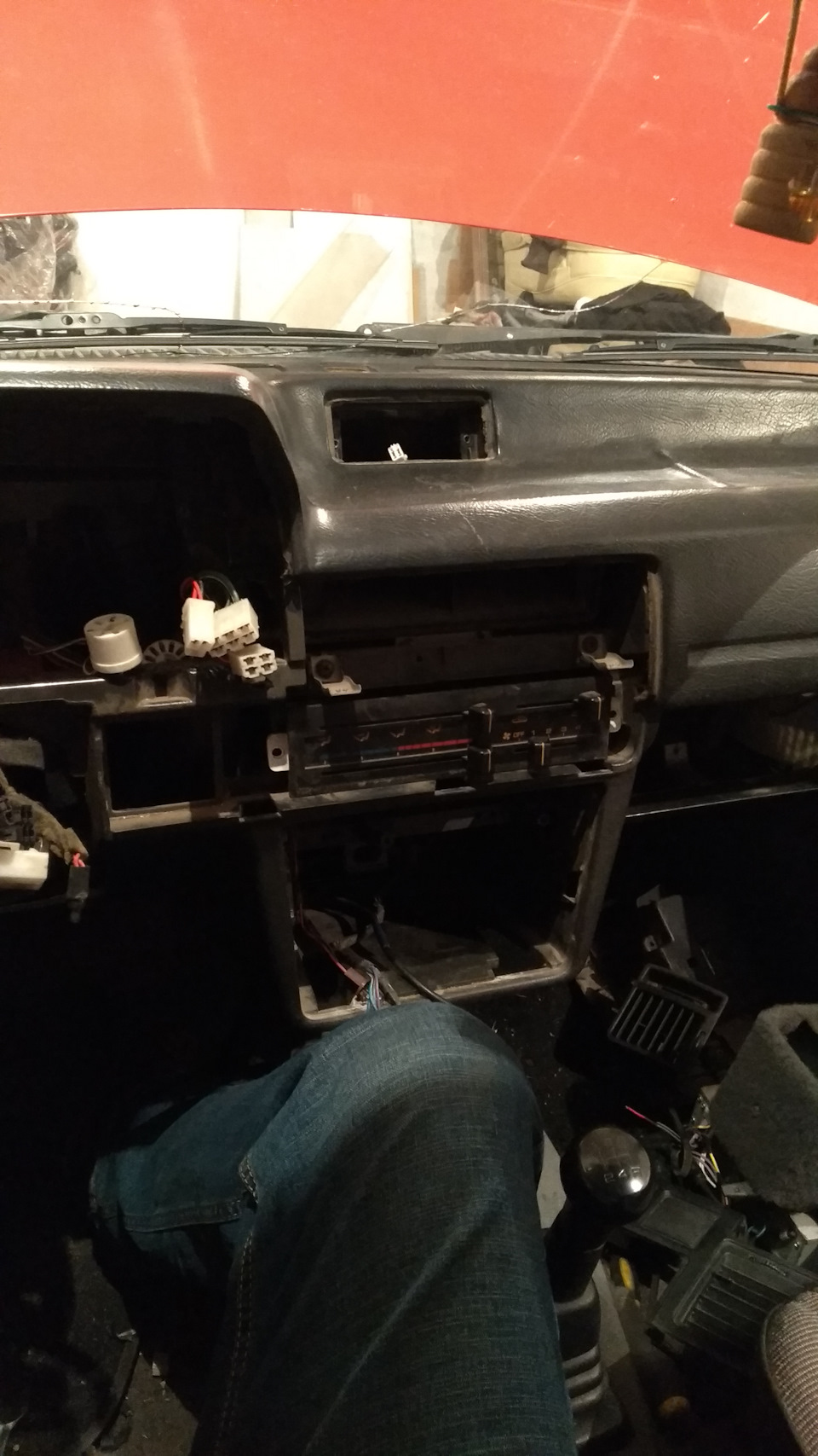 почти готово — Mazda 323 III