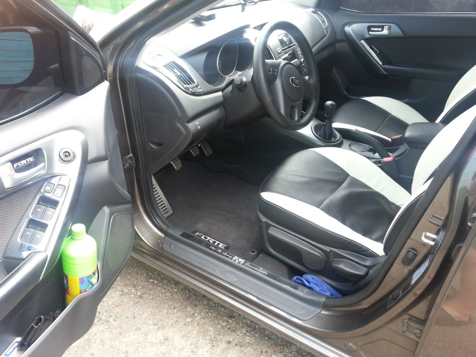 Коврики — KIA Cerato (2G)
