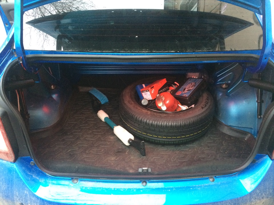Фото в бортжурнале Renault Logan (2G)