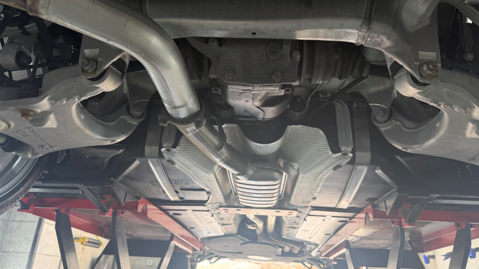 Фото в бортжурнале BMW 5 series (E60)