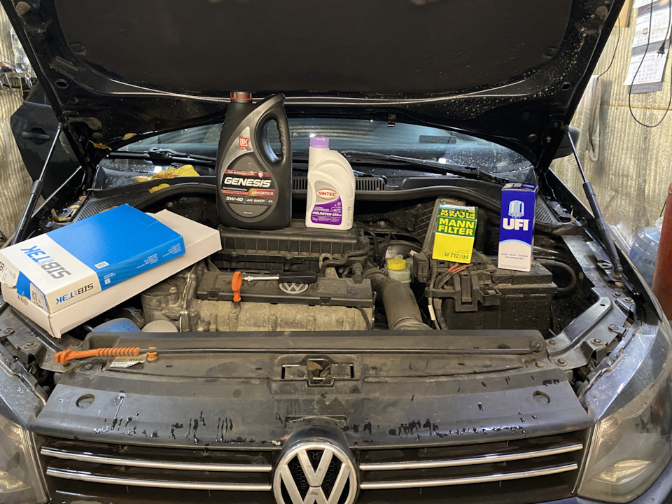 Фото в бортжурнале Volkswagen Polo Sedan. Запчасти на фото: W71294