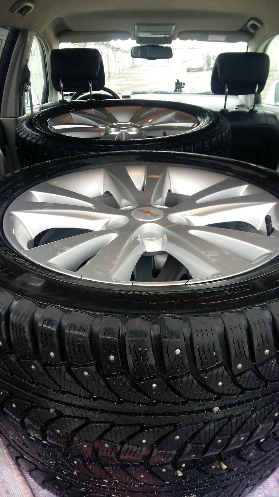Чистенькие — в гараж на хранение — Chevrolet Captiva (1G)