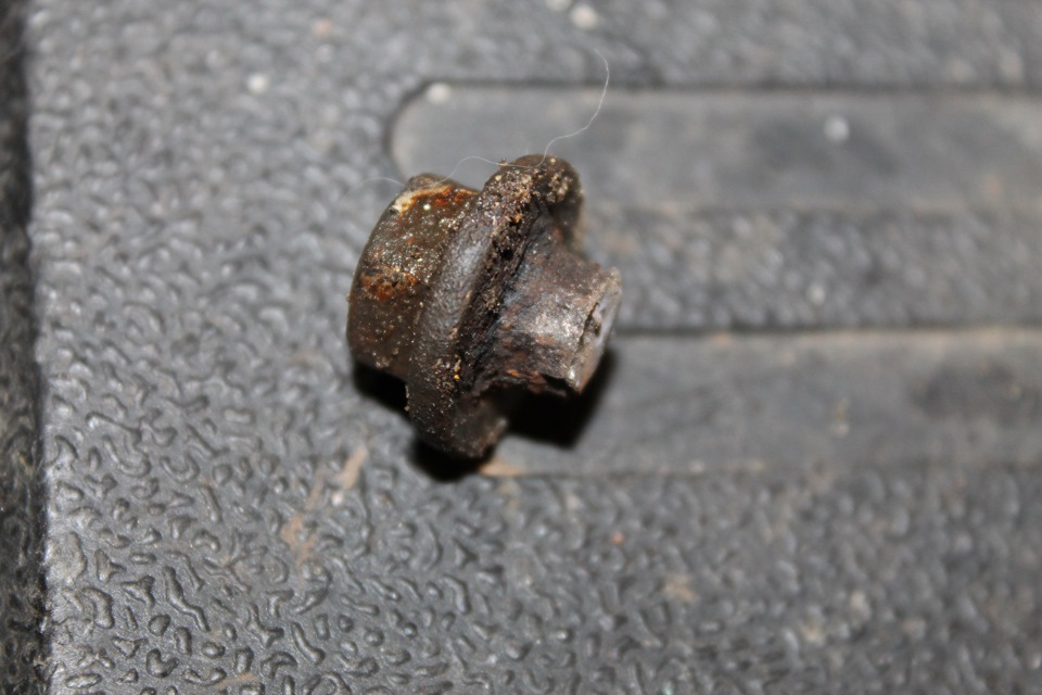 Фото в бортжурнале Nissan Almera II (N16)