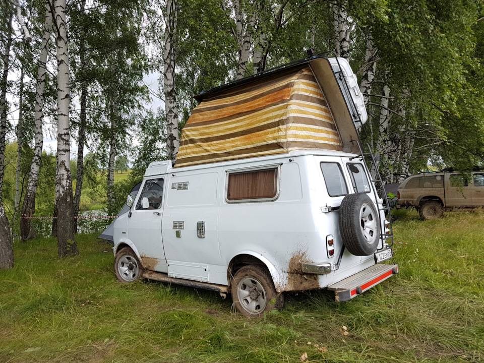 Фото в бортжурнале Toyota Land Cruiser 200