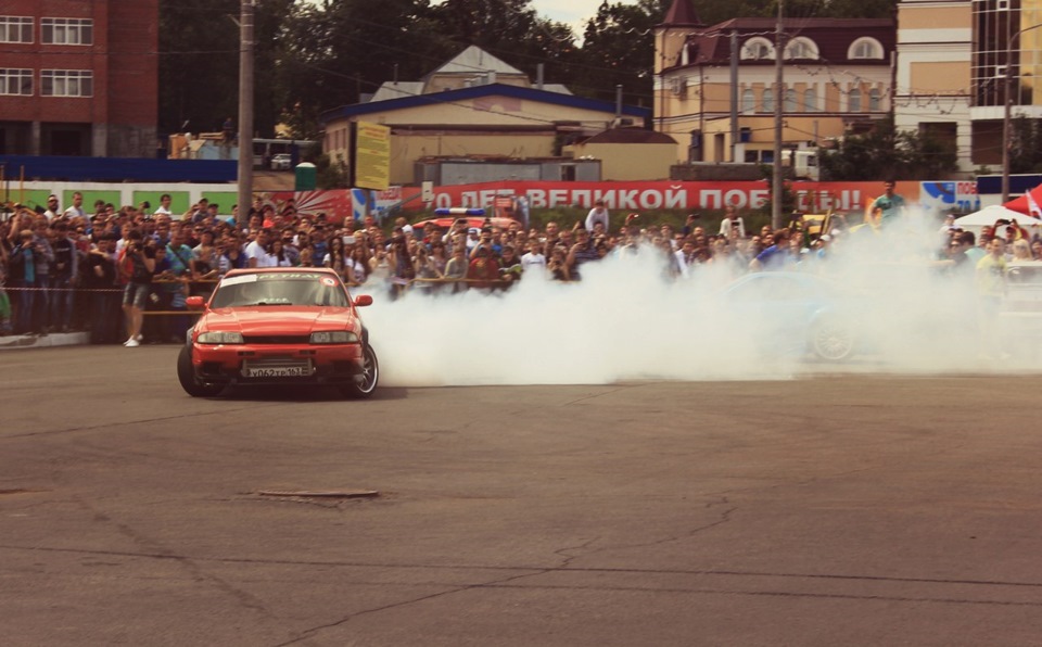 Фото в бортжурнале Nissan Skyline (R33 Series 2)