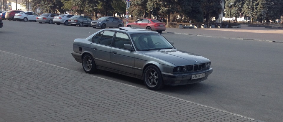 автомобиля. — BMW 5 series (E34)