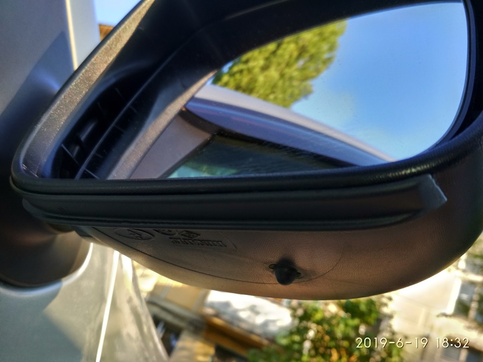 Фото в бортжурнале Renault Logan (2G)