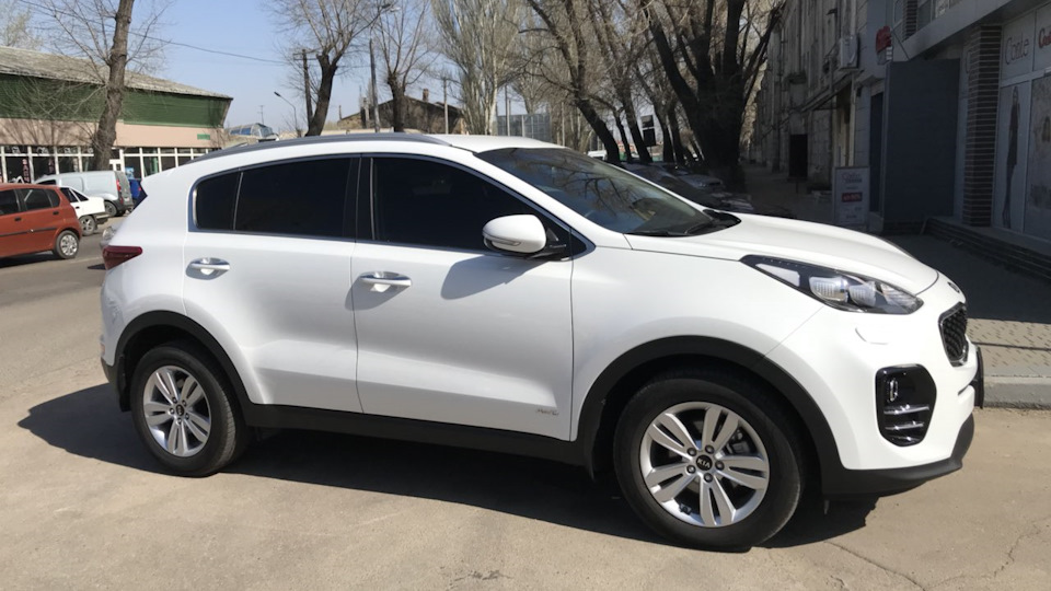 KIA Sportage CRDI 2.0 Белка ;)