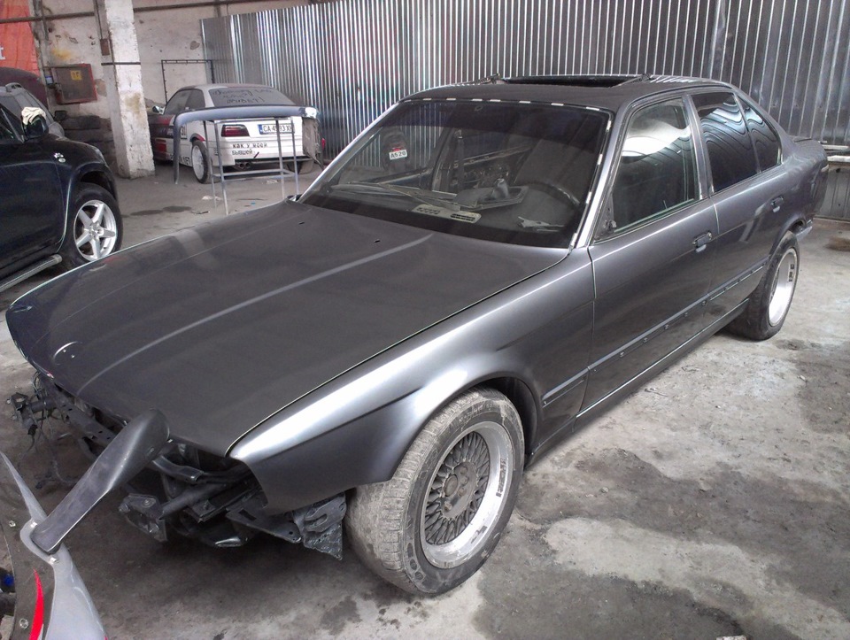 Фото в бортжурнале BMW 5 series (E34)