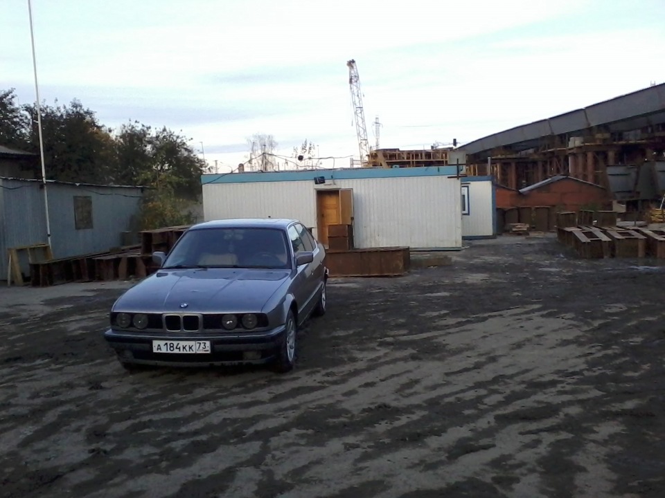 Фото в бортжурнале BMW 5 series (E34)