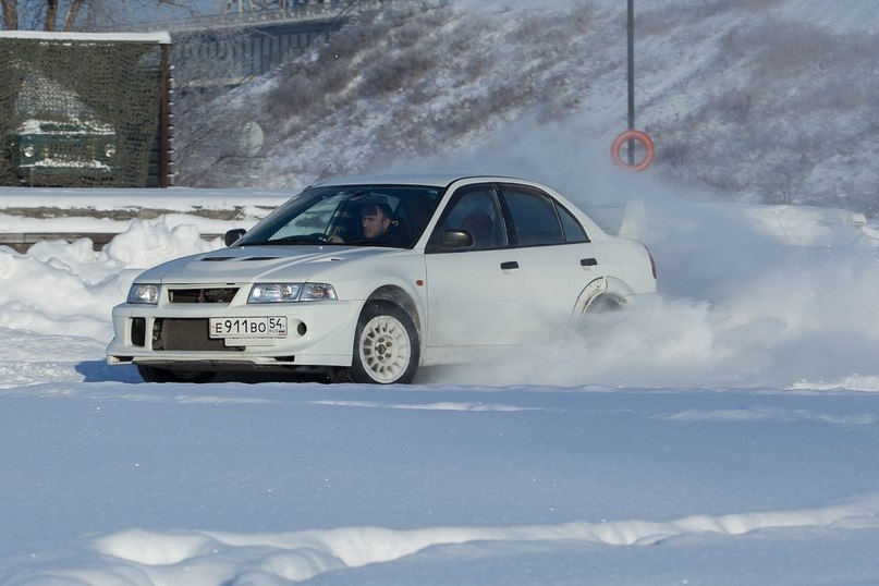 Фото в бортжурнале Toyota Carina (6G)