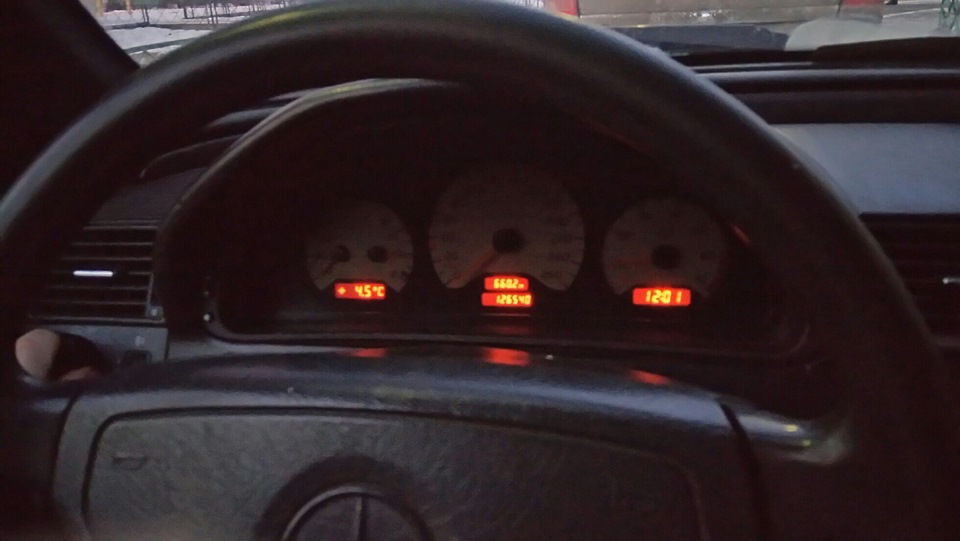 . — Mercedes-Benz C-Class Estate (S202)
