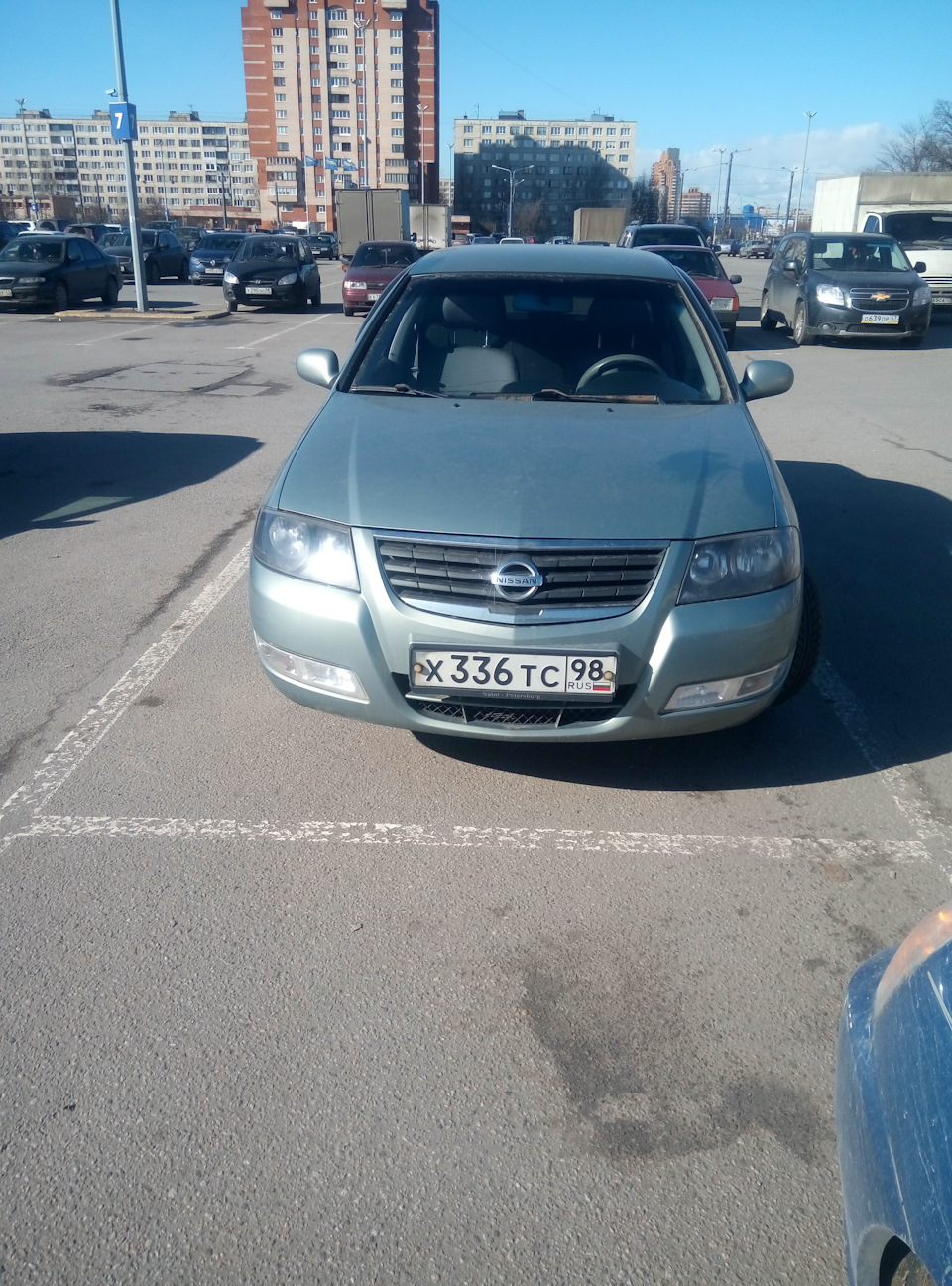 Вот такой я ее смотрел. Сфотографировал чтобы пробить по базам. — Nissan Almera Classic (B10)