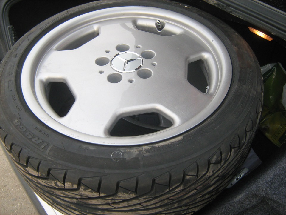 Фото в бортжурнале Mercedes-Benz E-Class (W124)