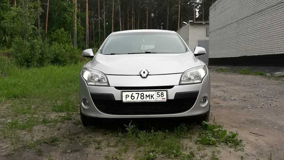 Renault Megane Трактор
